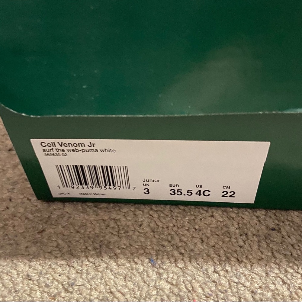 Brand new boy sneakers